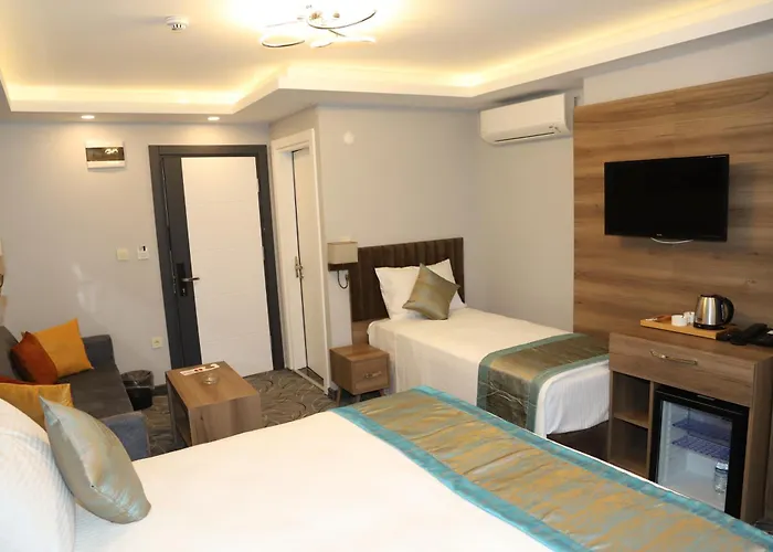 Grand Kavi Hotel